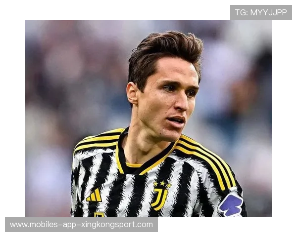 尤文连续回敲形成空间，基耶萨抽射破门